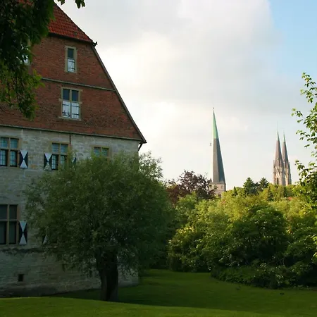 Villenzimmer Mit Eigenem Bad 民宿